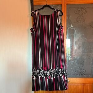 Chic Striped Sleeveless Midi Dress